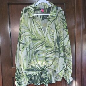 Vince Camuto Tie Front Button-Up Shirt in a green tropical leaf print SMALL